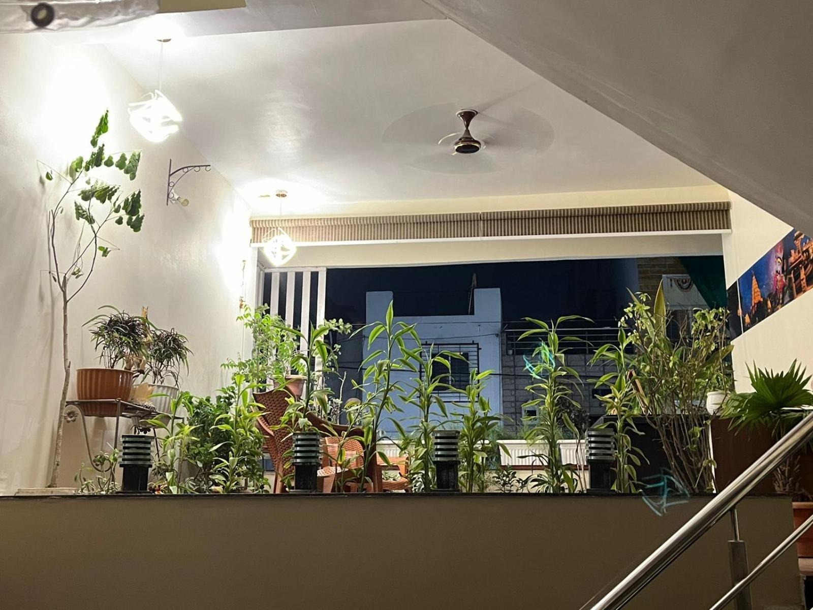 Hotel Shivashray Luxury Stays & Inn Ujjain Exterior foto