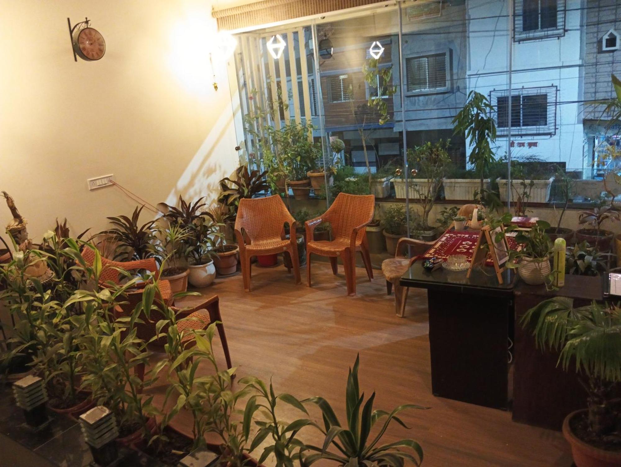 Hotel Shivashray Luxury Stays & Inn Ujjain Quarto foto